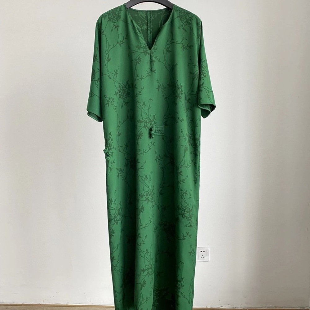 Oriental style dress